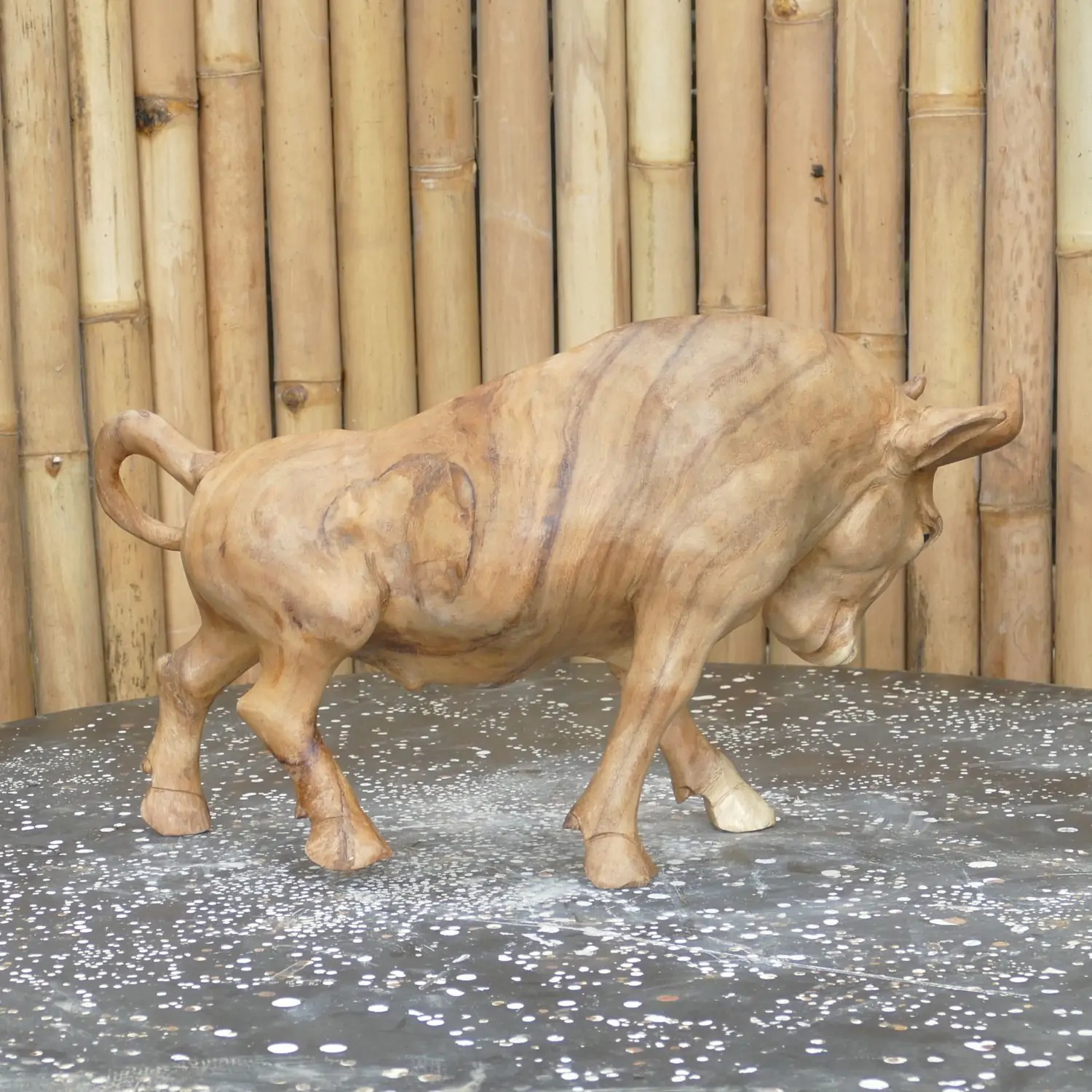  Product image 2 of the product “Walk bull head down made from suar wood, 30cm Height and 50cm Length ”